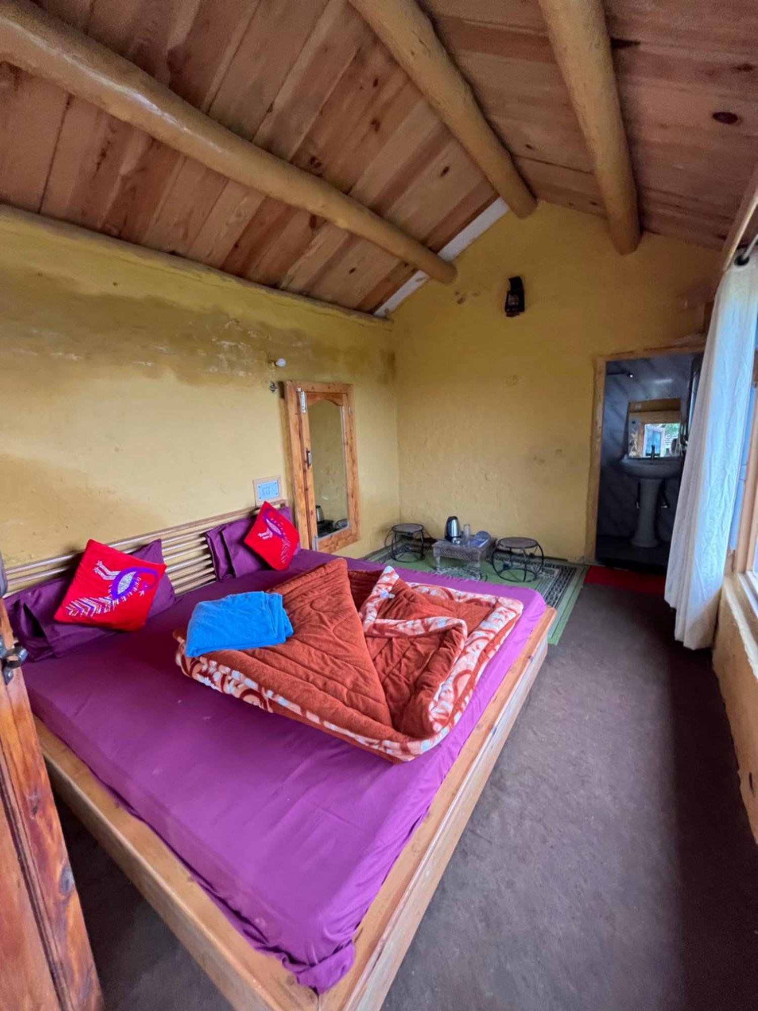 Apple Garden Cottages And Restaurant Dhanaulti Exterior photo