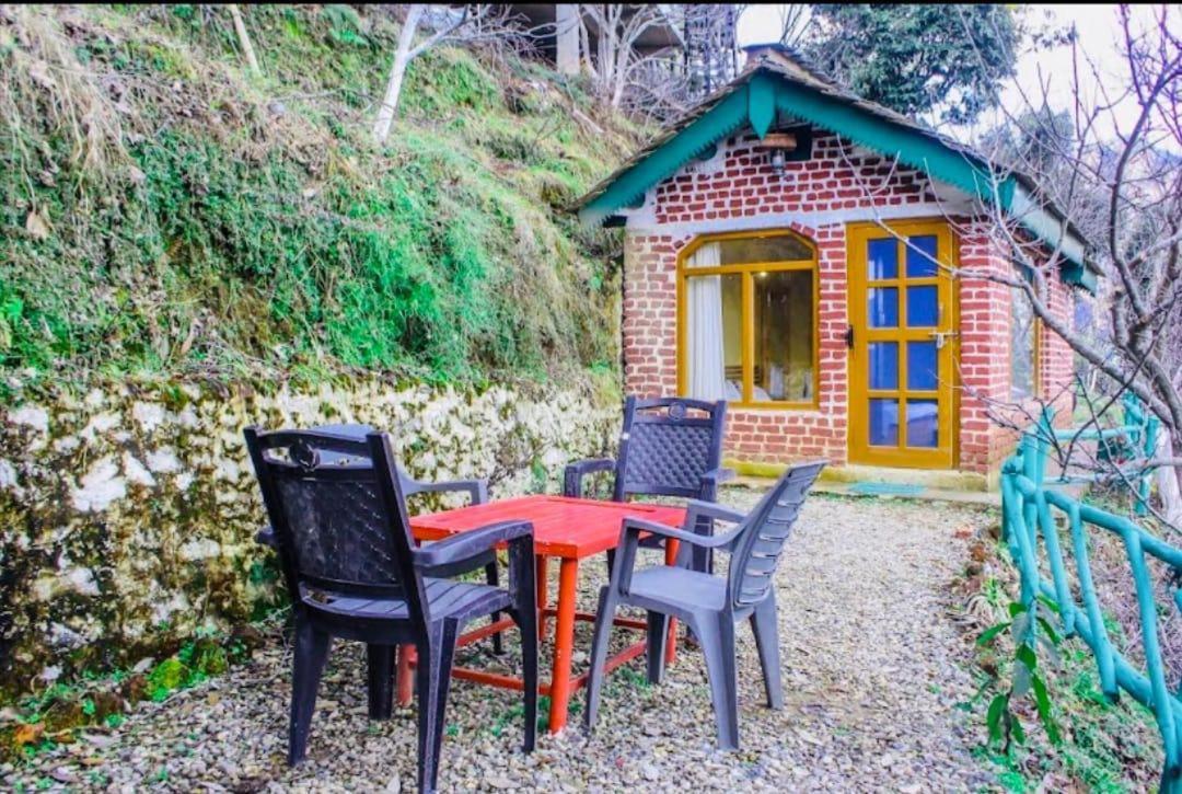 Apple Garden Cottages And Restaurant Dhanaulti Exterior photo